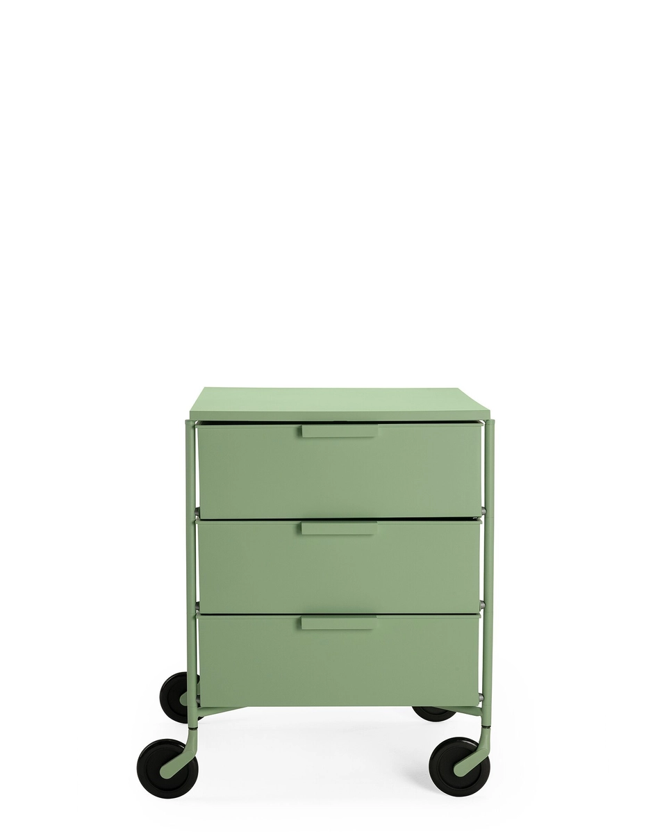 Kartell Mobil mat Antonio Citterio con Oliver Löw