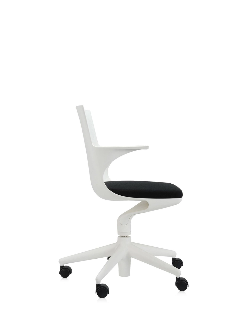 Kartell Spoon Chair ANTONIO CITTERIO Con Toan Nguyen