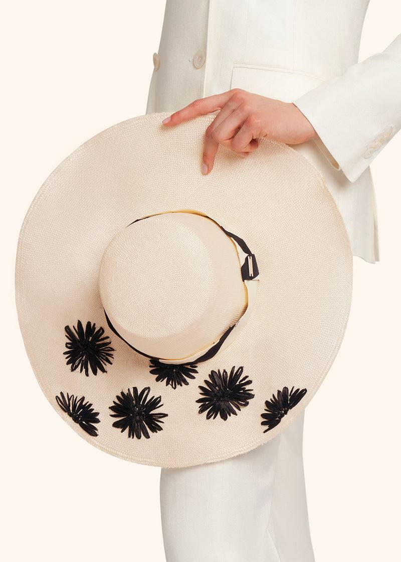 Kiton CAPPELLO PAGLIA D57792K0966D01