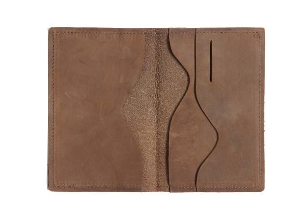 Kjøre Project Passport Travel Wallet