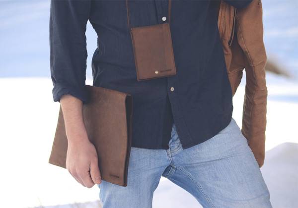 Kjøre Project Phone / Cards Neck Wallet