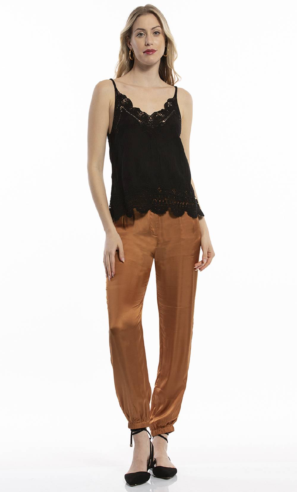 Koralline CANOTTA CON PIZZO MACRAME’