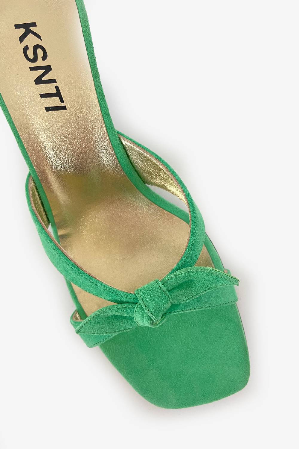 Kristina Ti KARINA - Peppermint