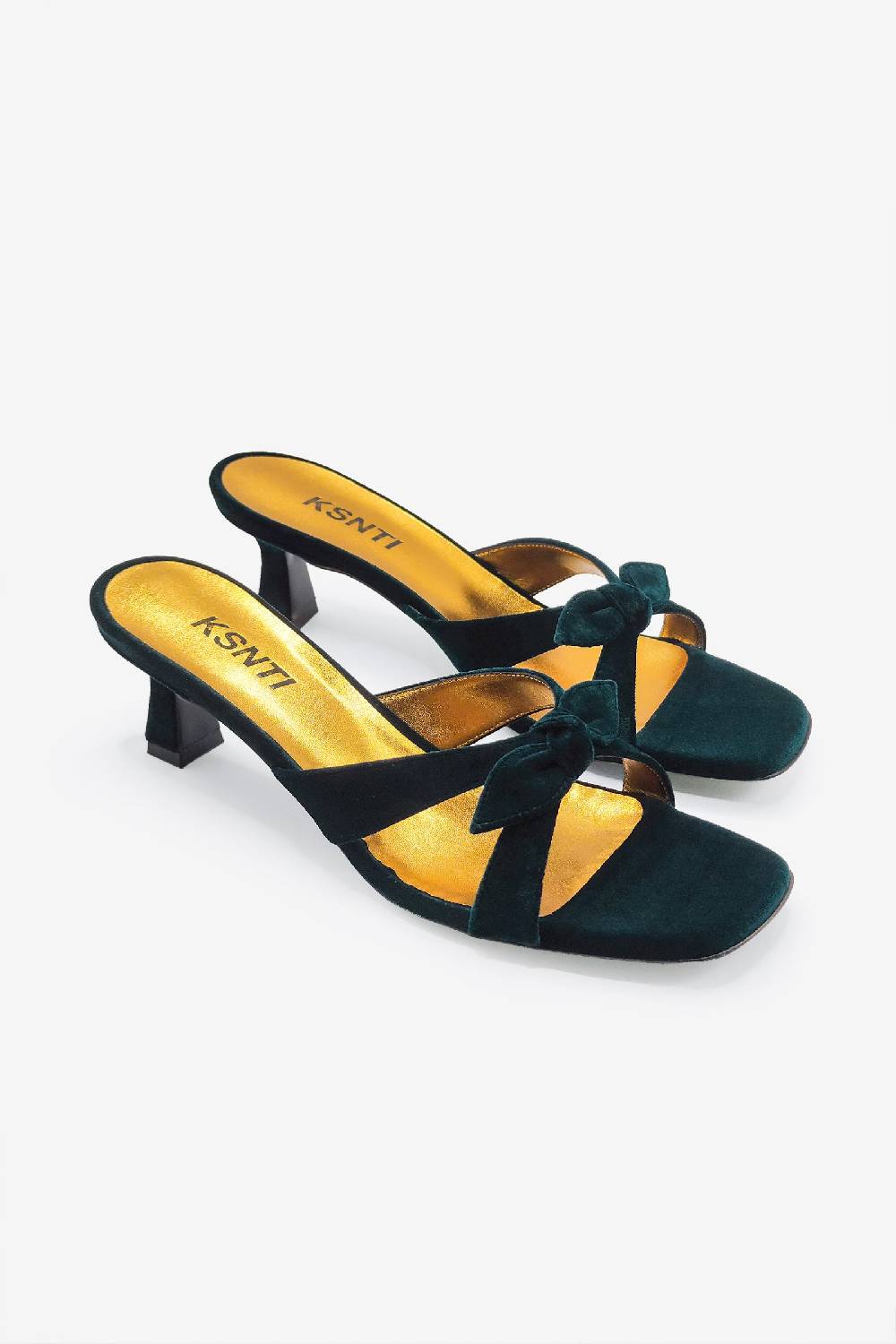 Kristina Ti KARINA - Woods