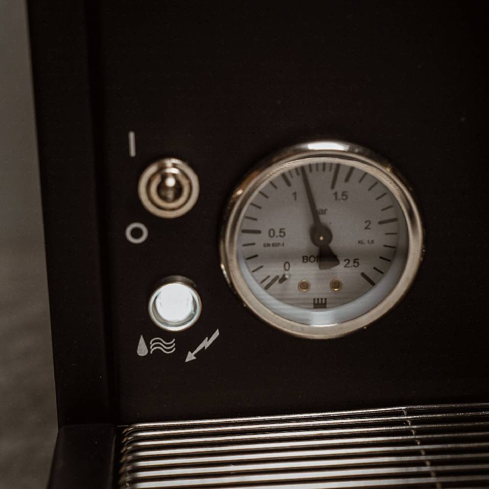 La Pavoni Cellini Classic Nera