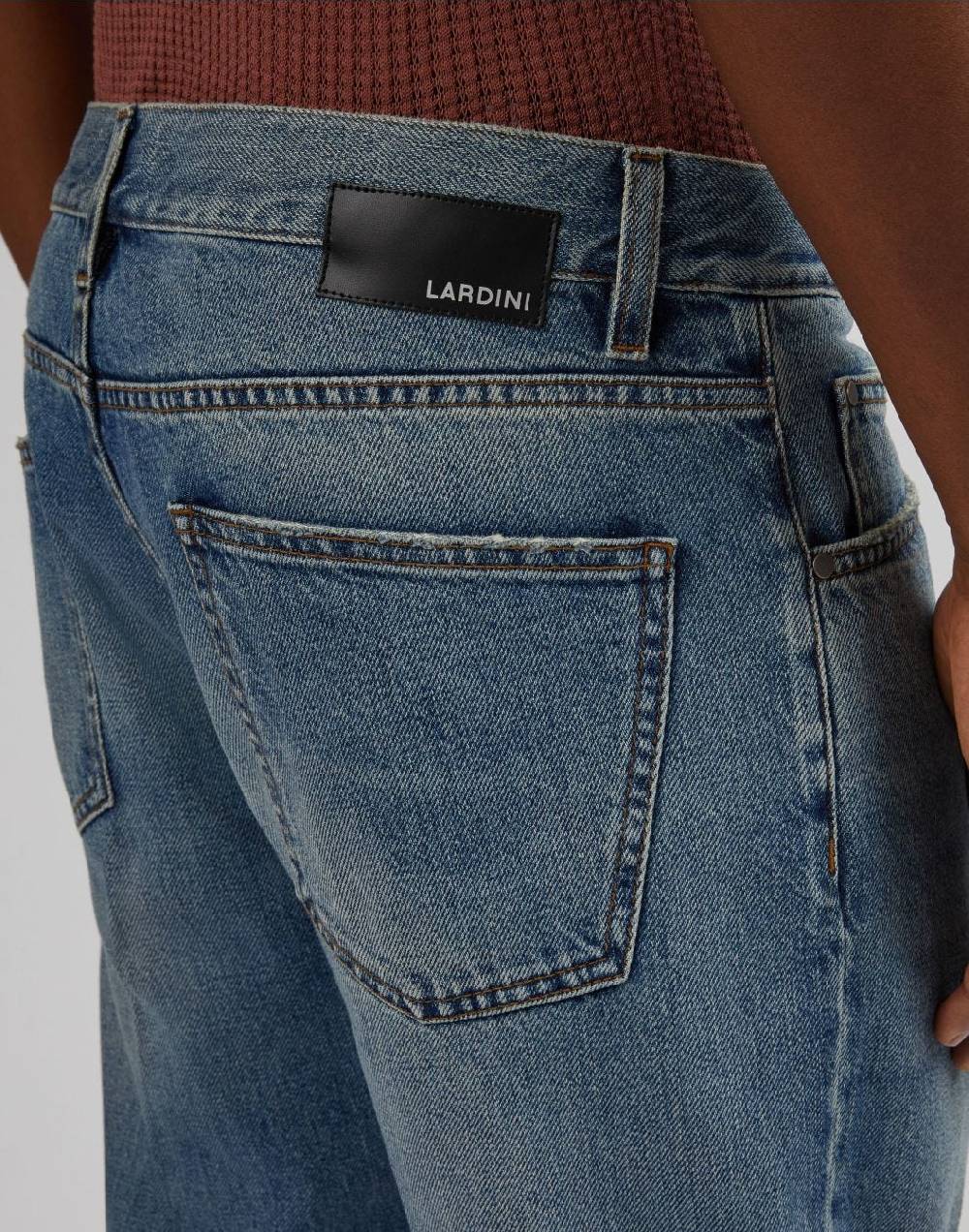 Lardini Jeans Carrot In Denim Di Cotone