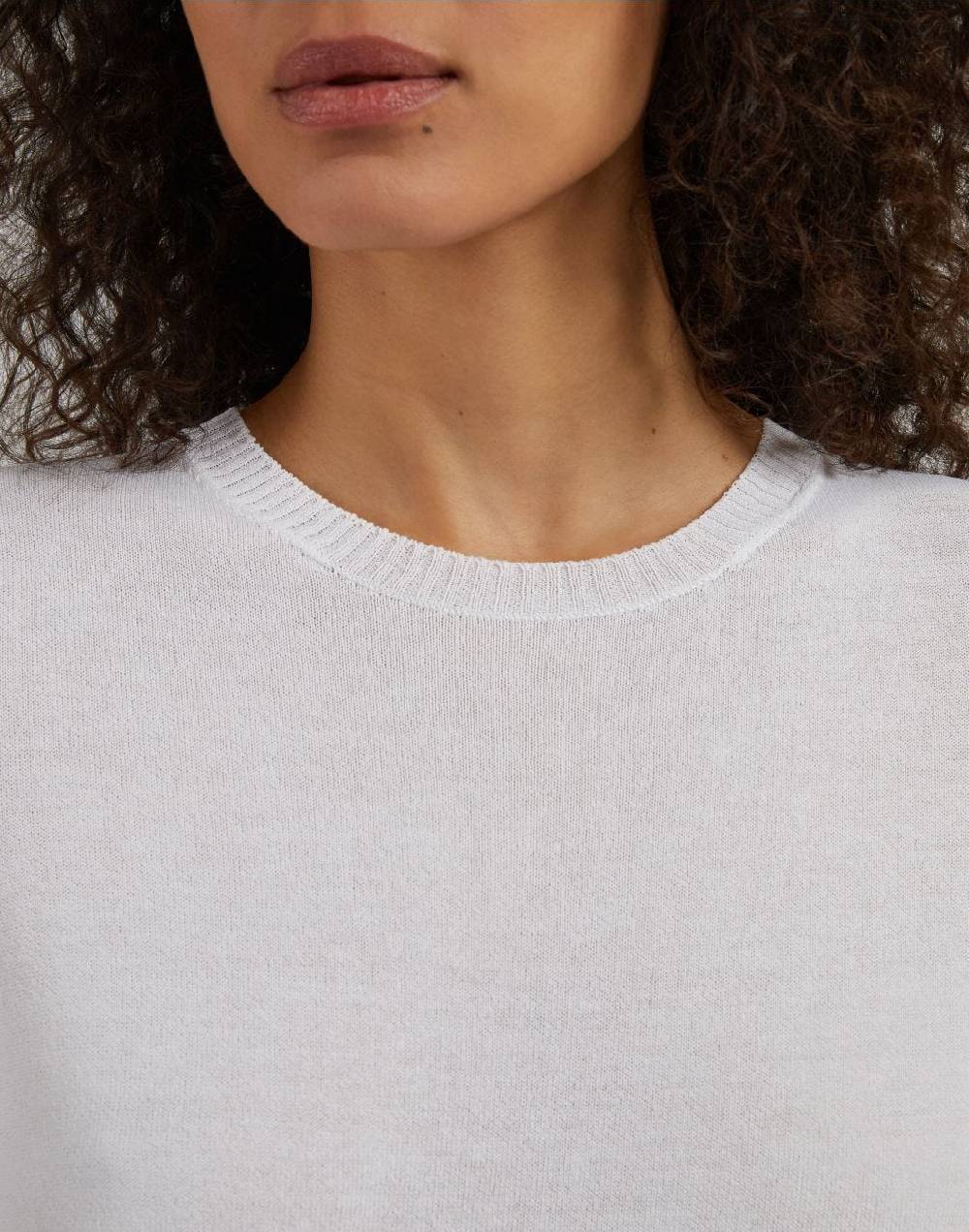 Lardini Maglia Girocollo Bianca In Pregiato Filato Di Viscosa