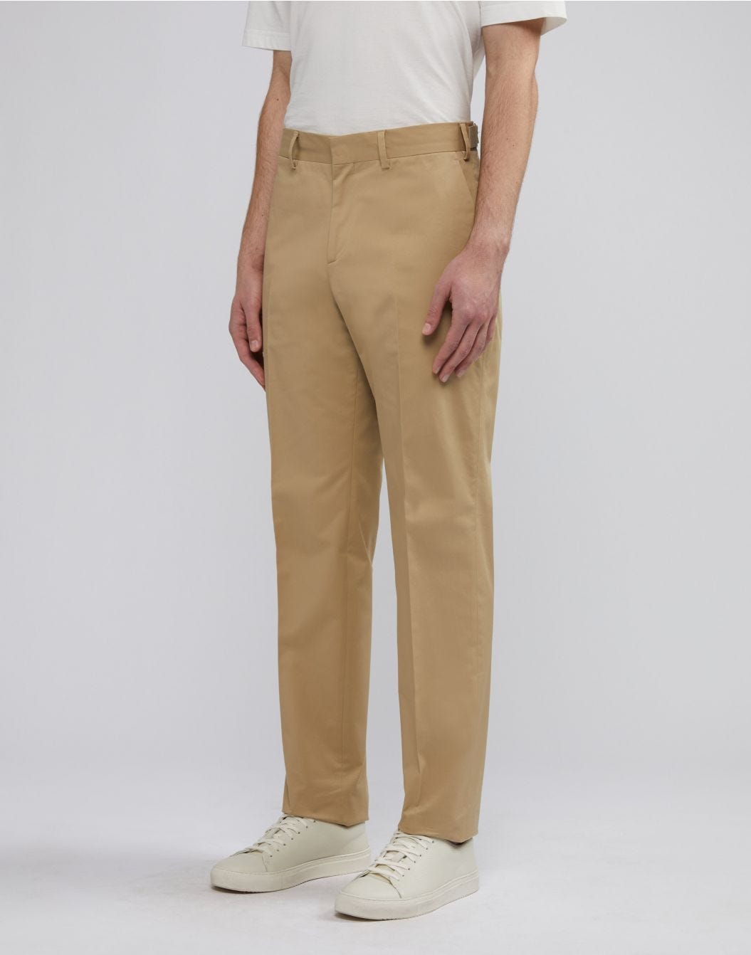 Lardini Pantalone Nocciola Senza Pinces In Drill Di Cotone Stretch