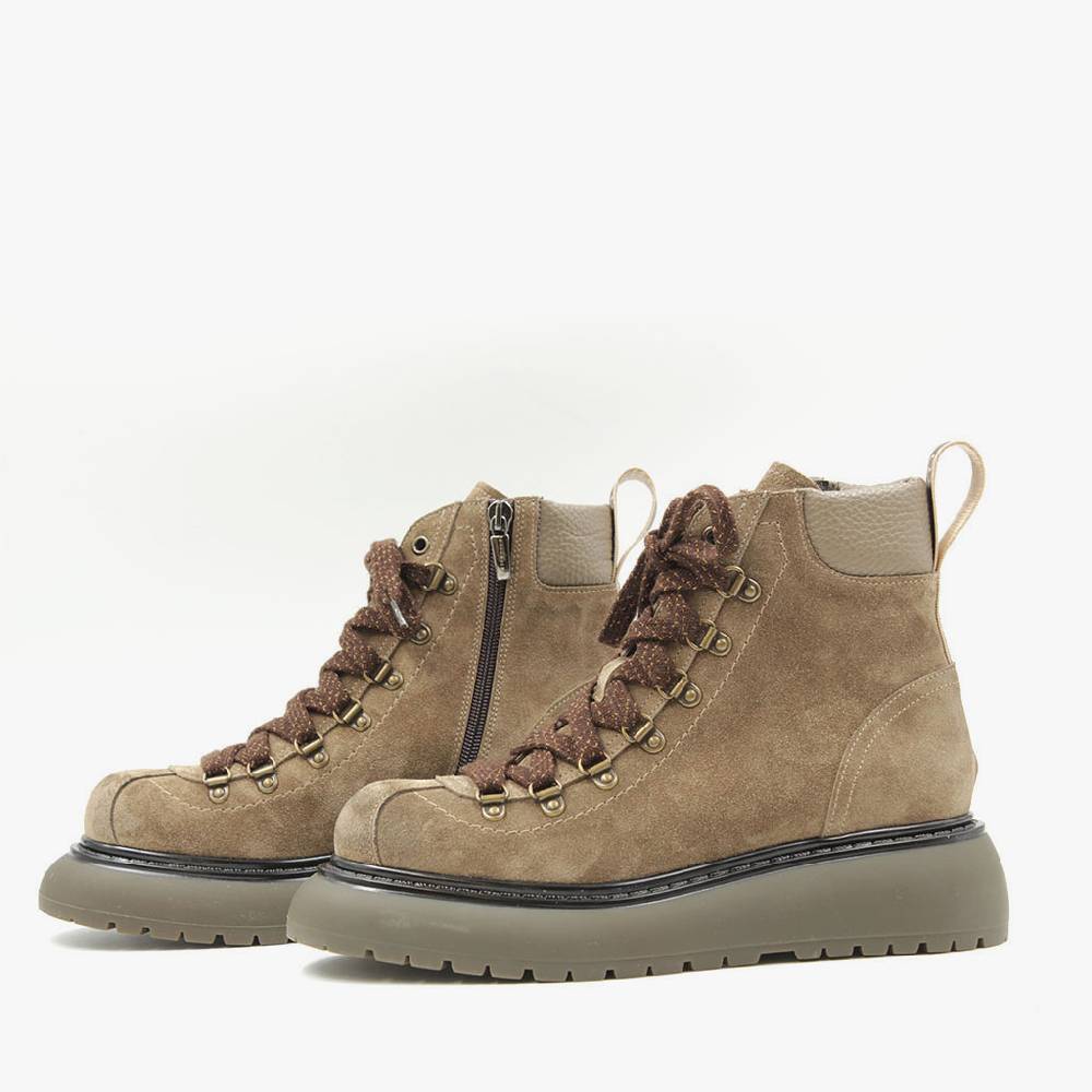 Laura Bellariva Anfibio trekking camoscio