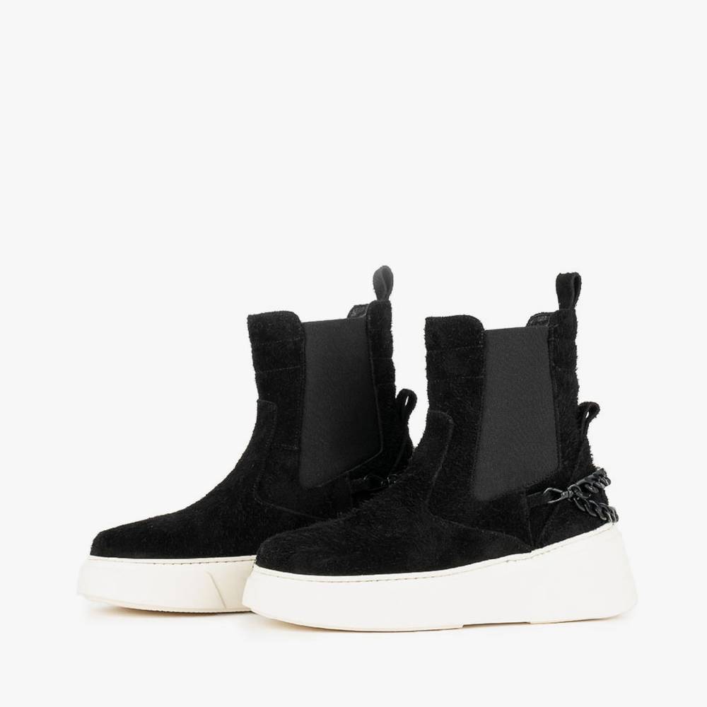 Laura Bellariva Urban chic tennis con catena