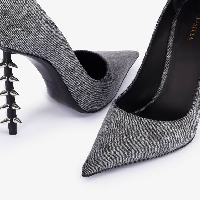 Le Silla Décolleté Denim Nera Con Borchie