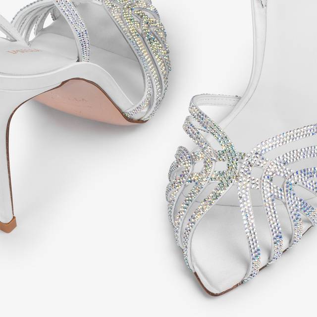 Le Silla Sandalo Raso Bianco Carta E Cristalli