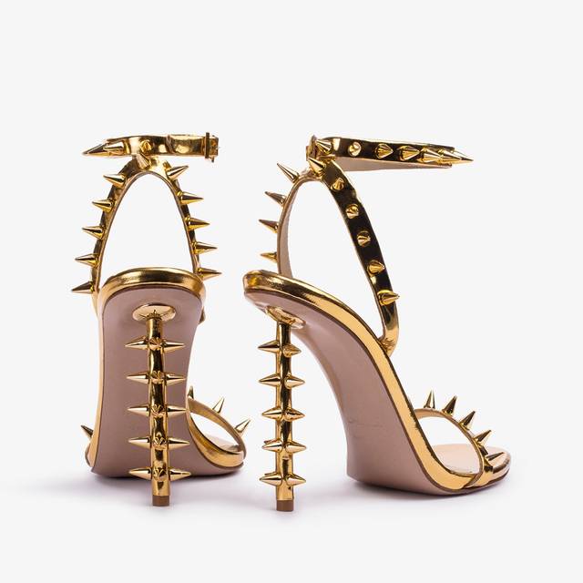 Le Silla Sandalo Metallizzato Oro Pepita Con Borchie