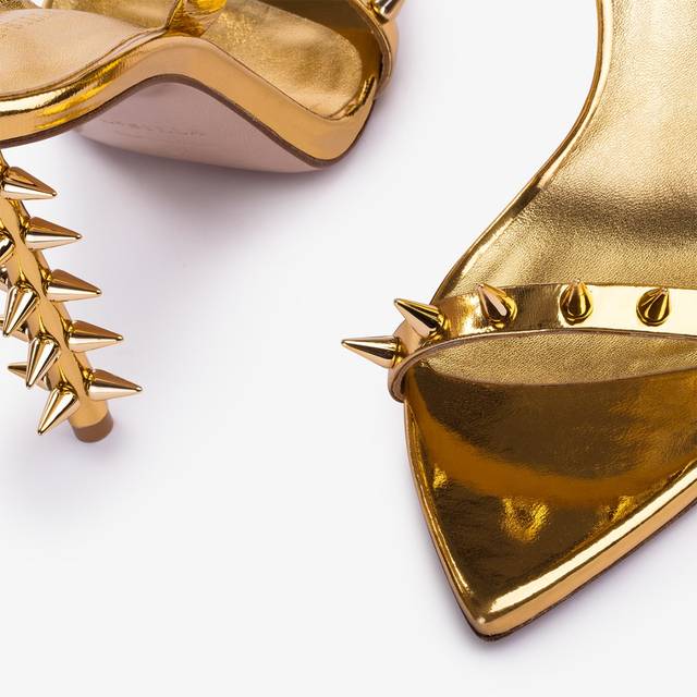 Le Silla Sandalo Metallizzato Oro Pepita Con Borchie