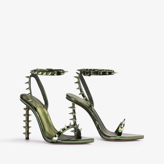 Le Silla Sandalo Metallizzato Verde Pirite Con Borchie