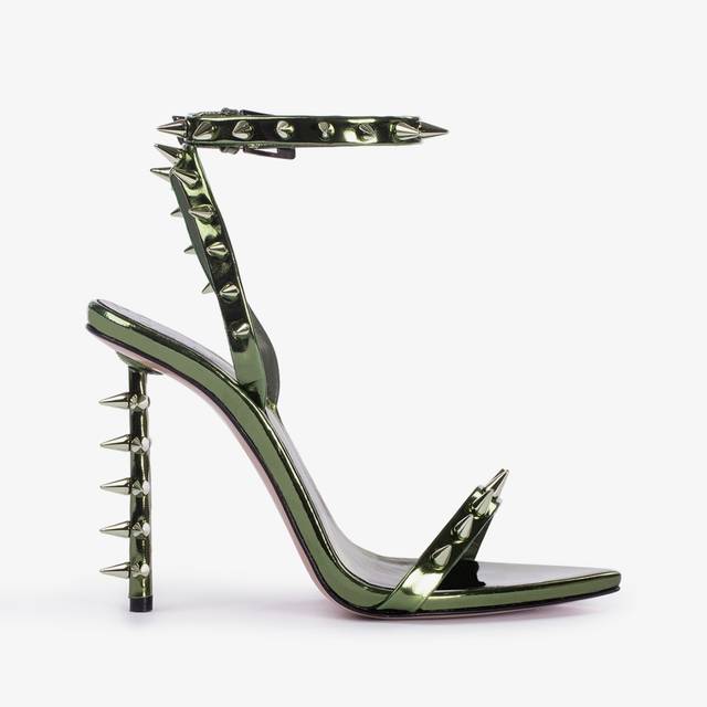 Le Silla Sandalo metallizzato verde pirite con borchie