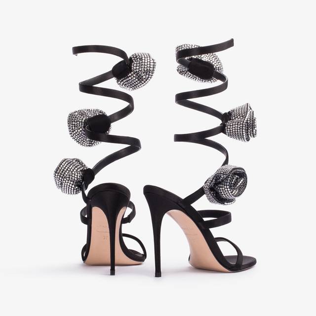 Le Silla Sandalo Raso Nero Con Rose In Cristalli Argento