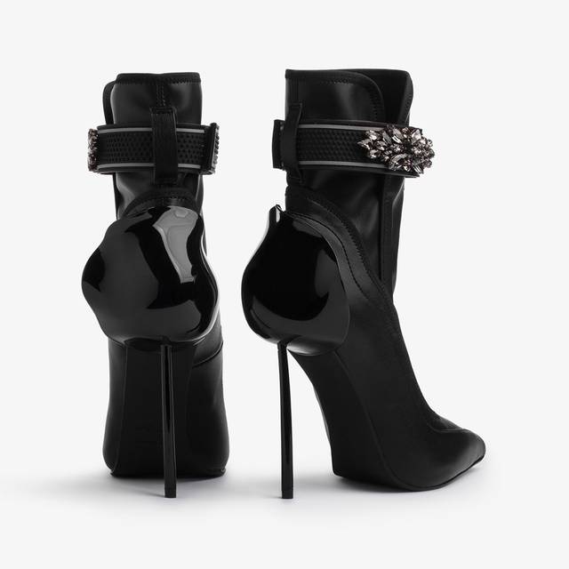 Le Silla Stivaletto Pelle Vegan Nero Con Cristalli Argento