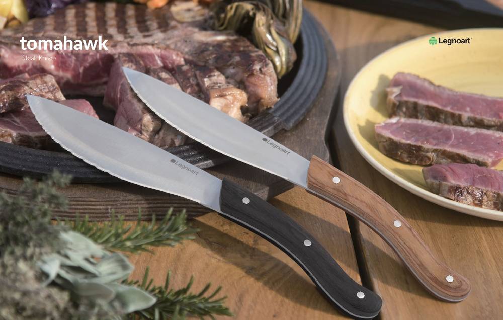 Legnoart TOMAHAWK Set 4 coltelli da bistecca con manico in legno e incisione artistica sul dorso