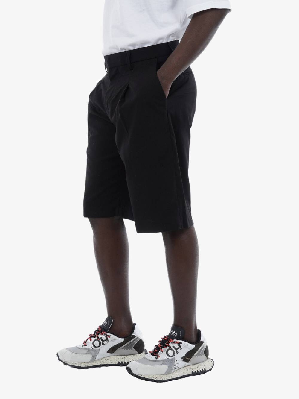 3DICI Bermuda Modello Palazzo Uomo Nero