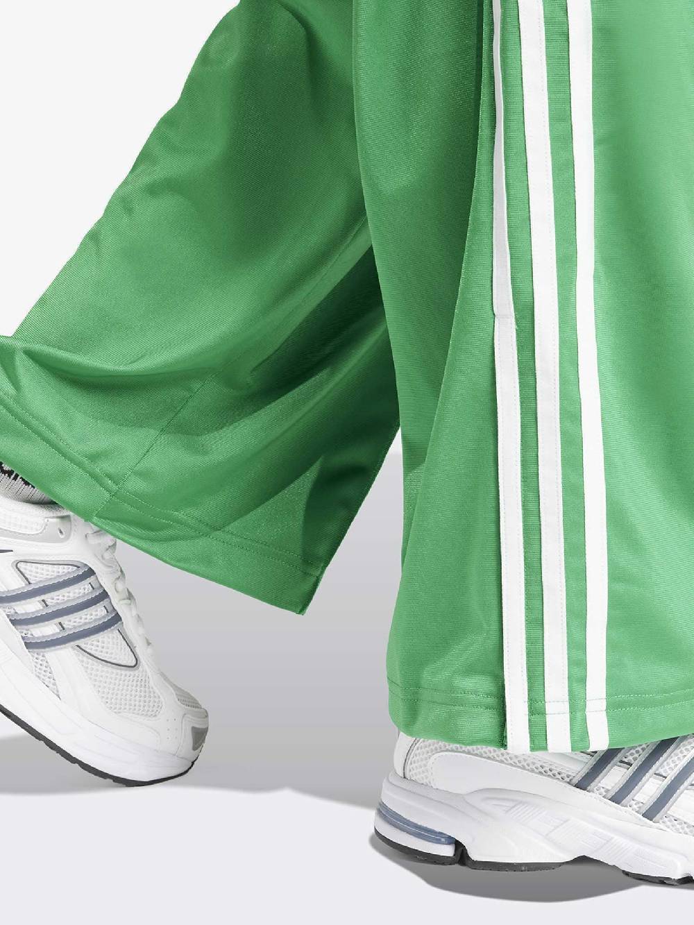 ADIDAS Joggers Firebird IP0634 Donna Verde