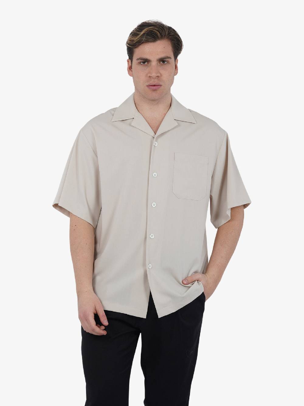 C93 Camicia mezza manica tinta unita C93-8116C492 uomo beige