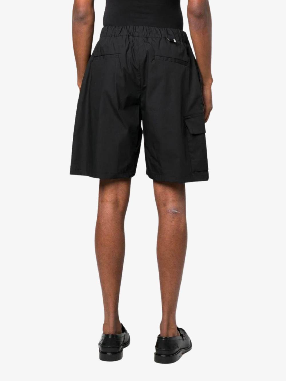 LOW BRAND Bermuda Con Tascone Uomo In Cotone Nero