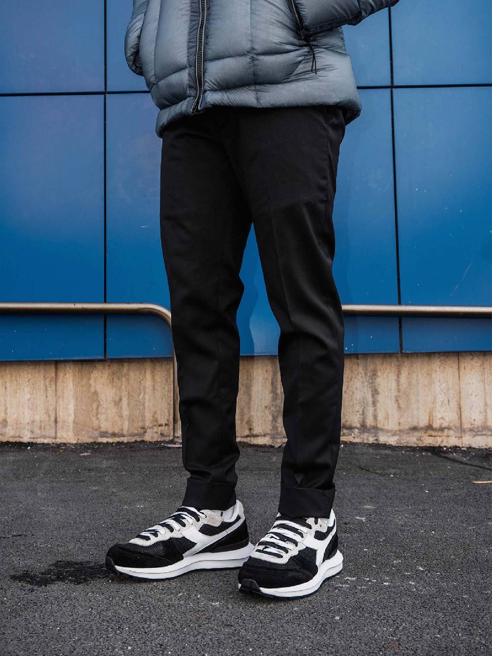 LOW BRAND Pantalone Slim Uomo Nero