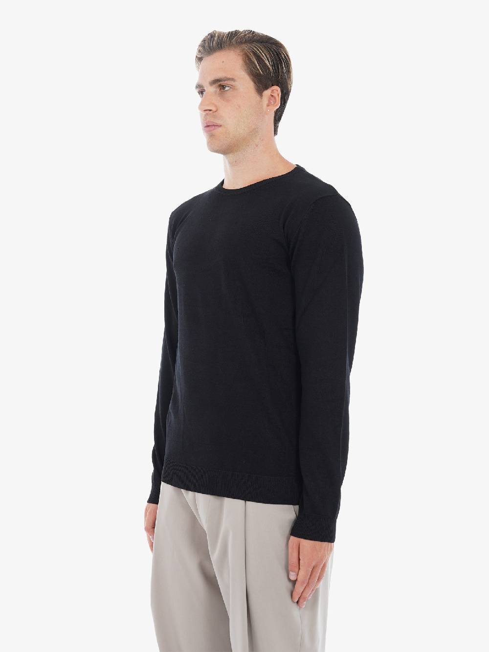 SSEINSE Maglia A Maniche Lunghe 2500SS Uomo In Misto Viscosa Nero