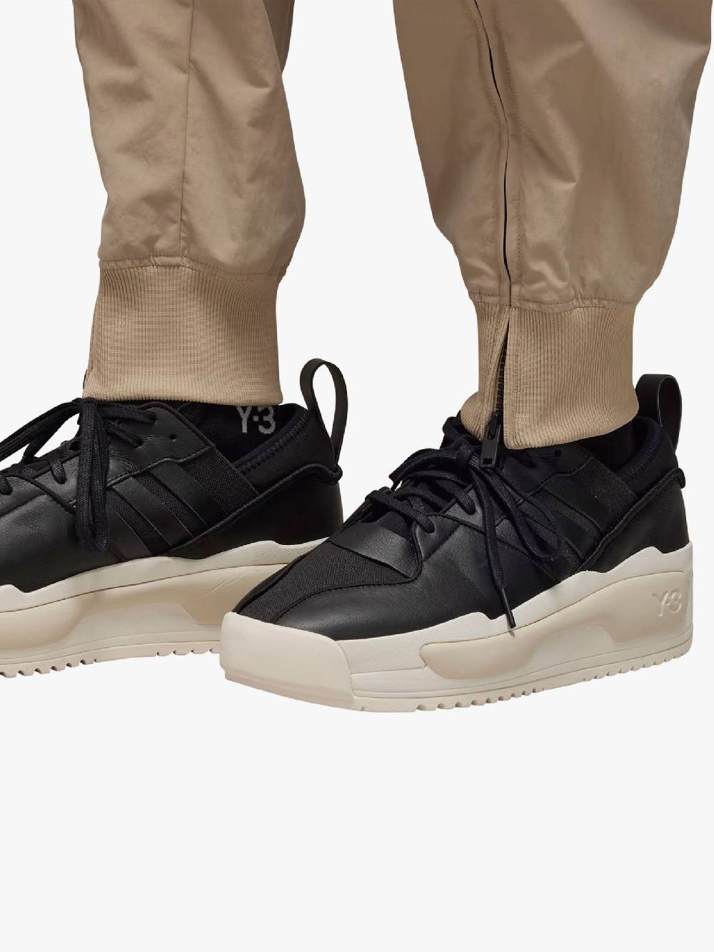 Y-3 Pantalone Affusolato Con Risvolto In Nylon IV8024 Uomo Beige