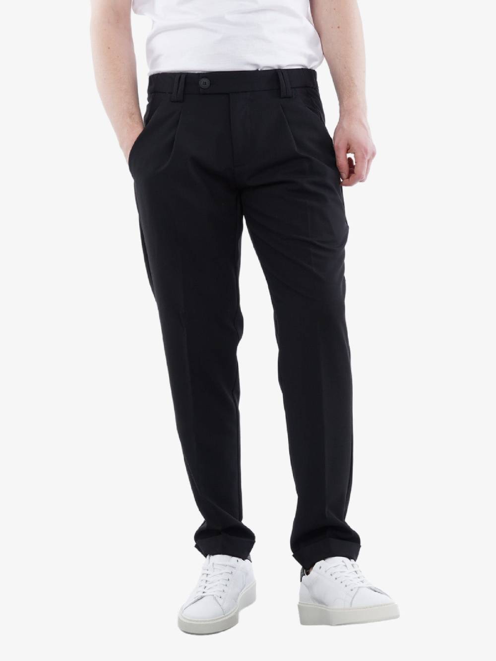 ALESSANDRO DELL'ACQUA Pantalone In Tessuto Tecnico Uomo Nero