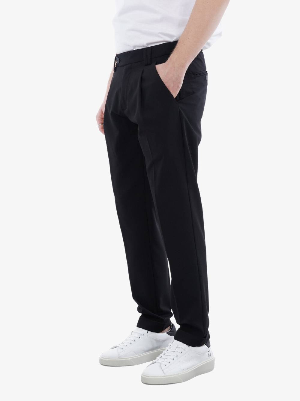 ALESSANDRO DELL'ACQUA Pantalone In Tessuto Tecnico Uomo Nero