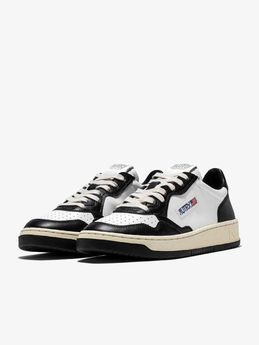 AUTRY Sneakers Medalist Low Donna In Pelle Bicolore Bianco/nera