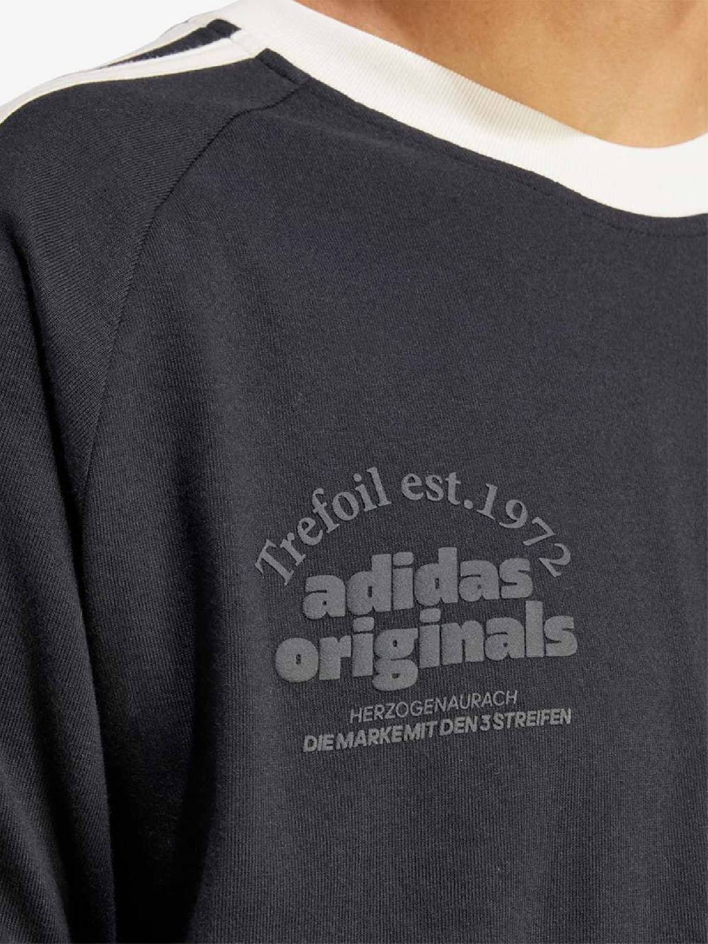 ADIDAS T-shirt Graphic Cali IS1413 Uomo In Cotone Nero/bianco