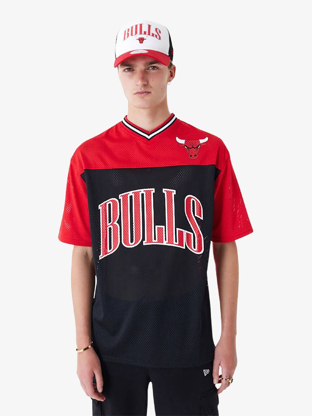 NEW ERA T-shirt Oversize Chicago Bulls NBA Arch Graphic Mesh 60435447 Uomo Rosso