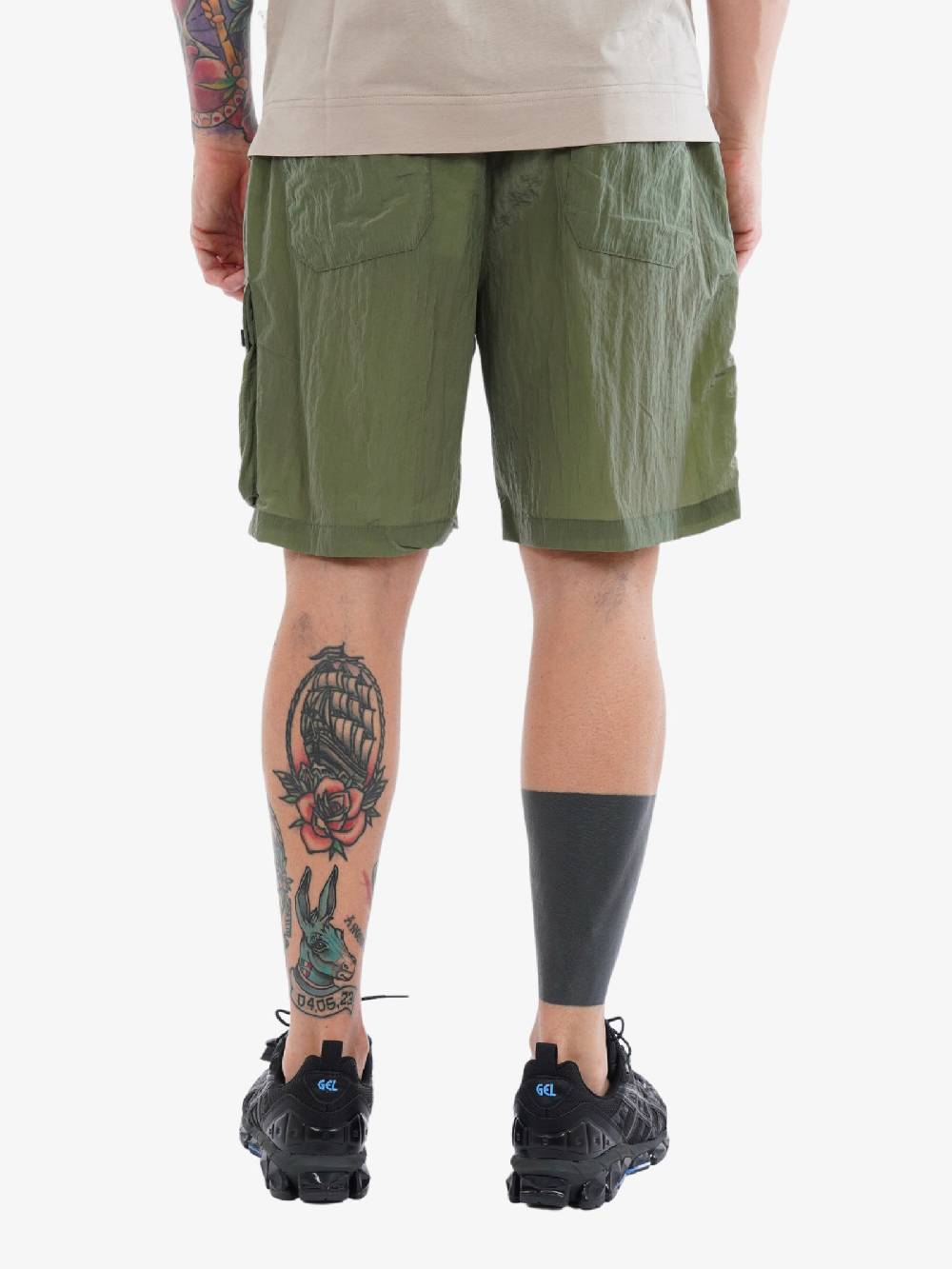 WHITE OVER Bermuda 00400 Uomo Verde