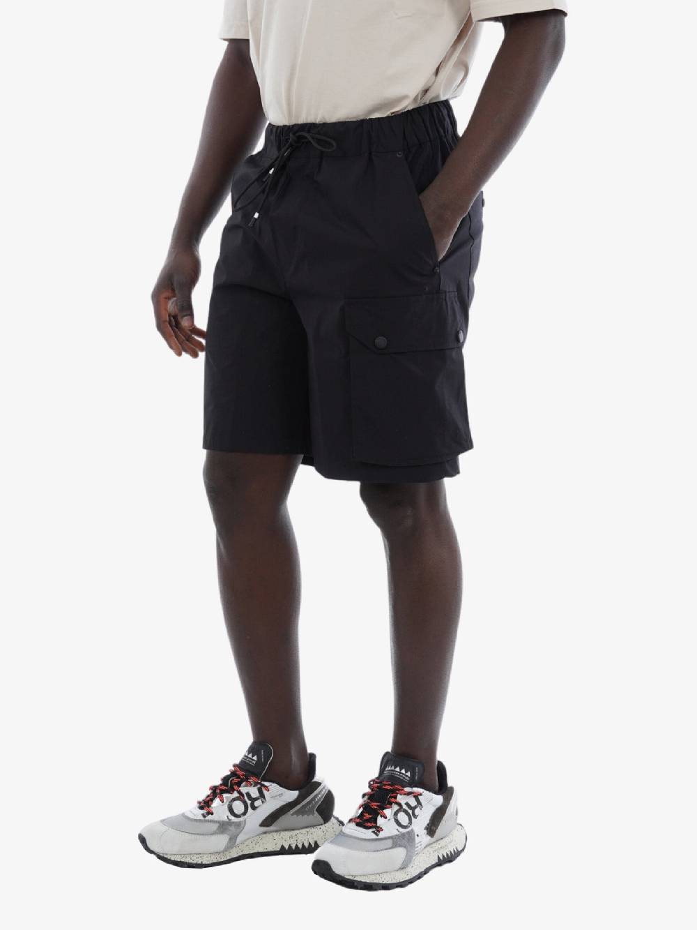 WHITE OVER Bermuda Albany Uomoin Cotone Nero