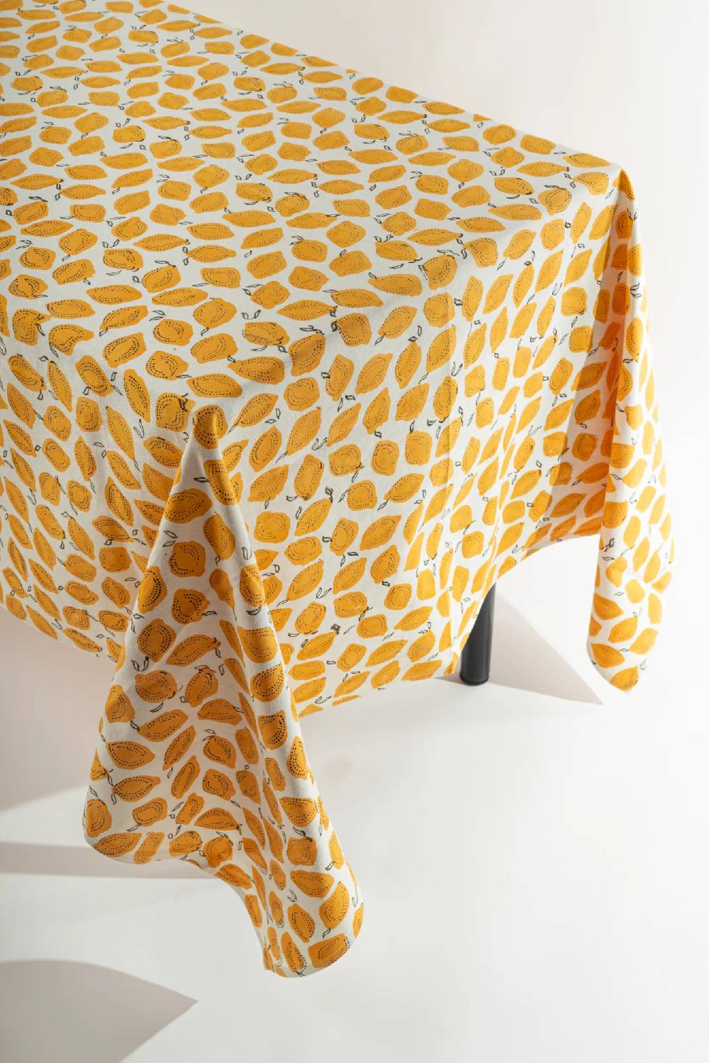 Les Ottomans Handprinted cotton tablecloth IKB35