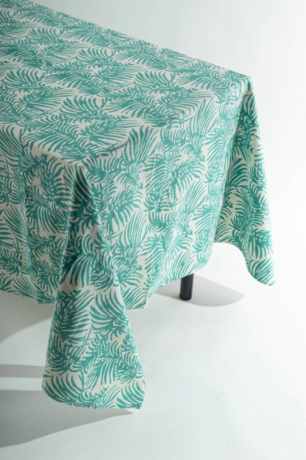 Les Ottomans Handprinted cotton tablecloth IKB71