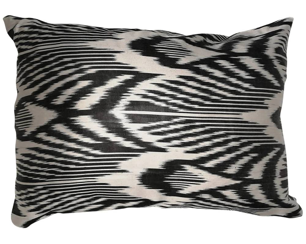 Les Ottomans Ikat silk cushion S296