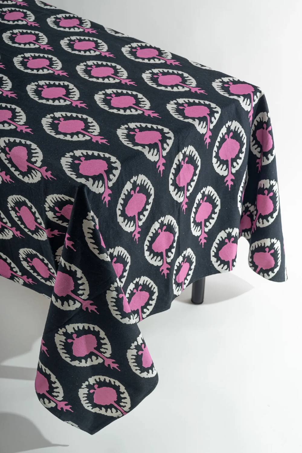 Les Ottomans Printed cotton tablecloth IPT18