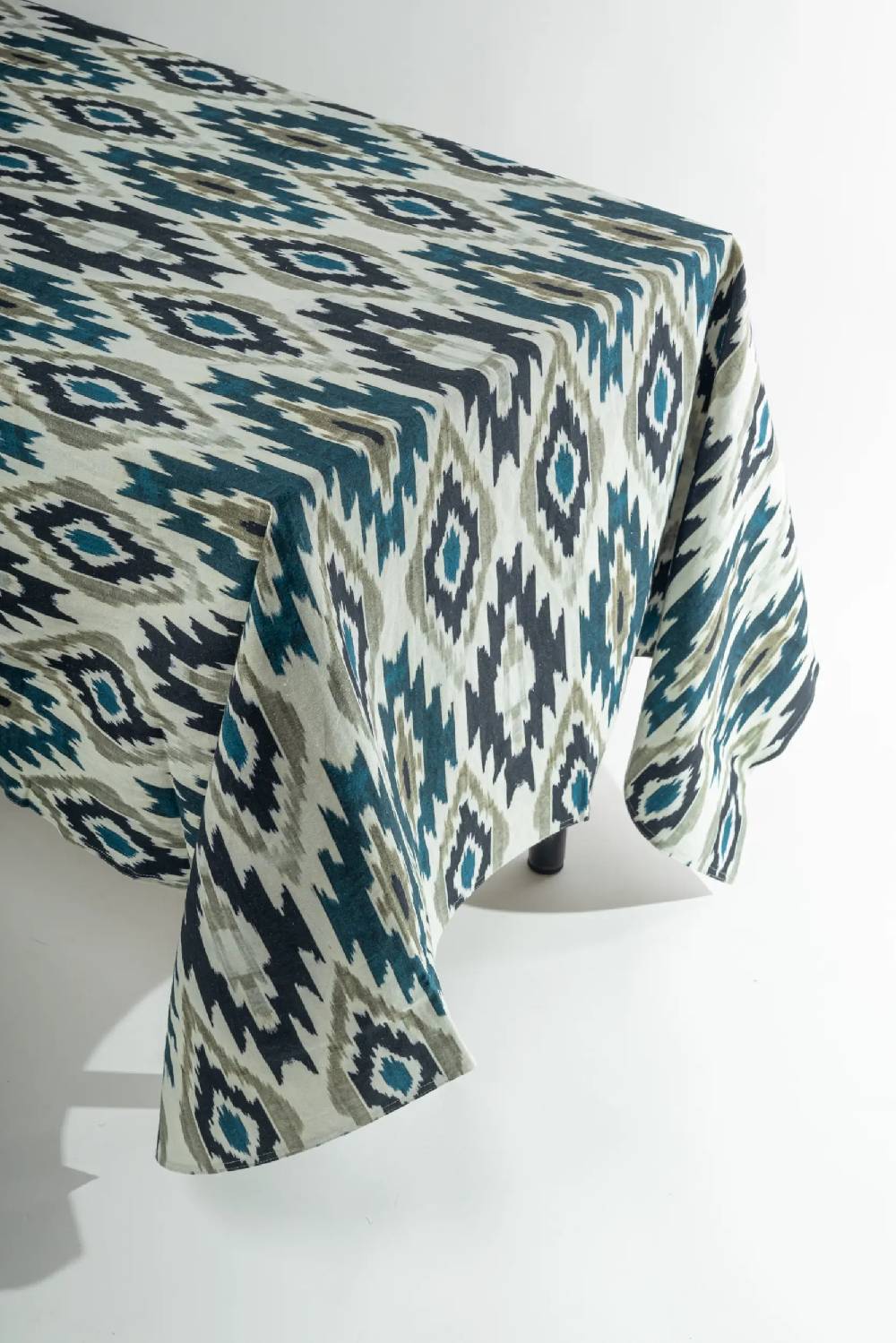 Les Ottomans Printed cotton tablecloth IPT24