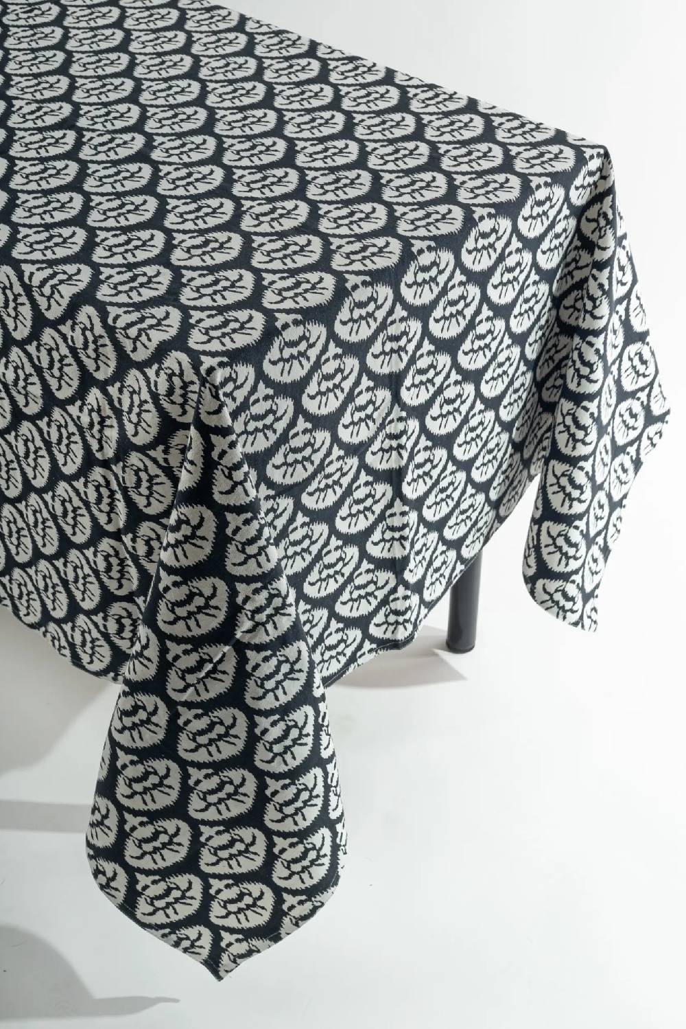 Les Ottomans Printed cotton tablecloth IPT35