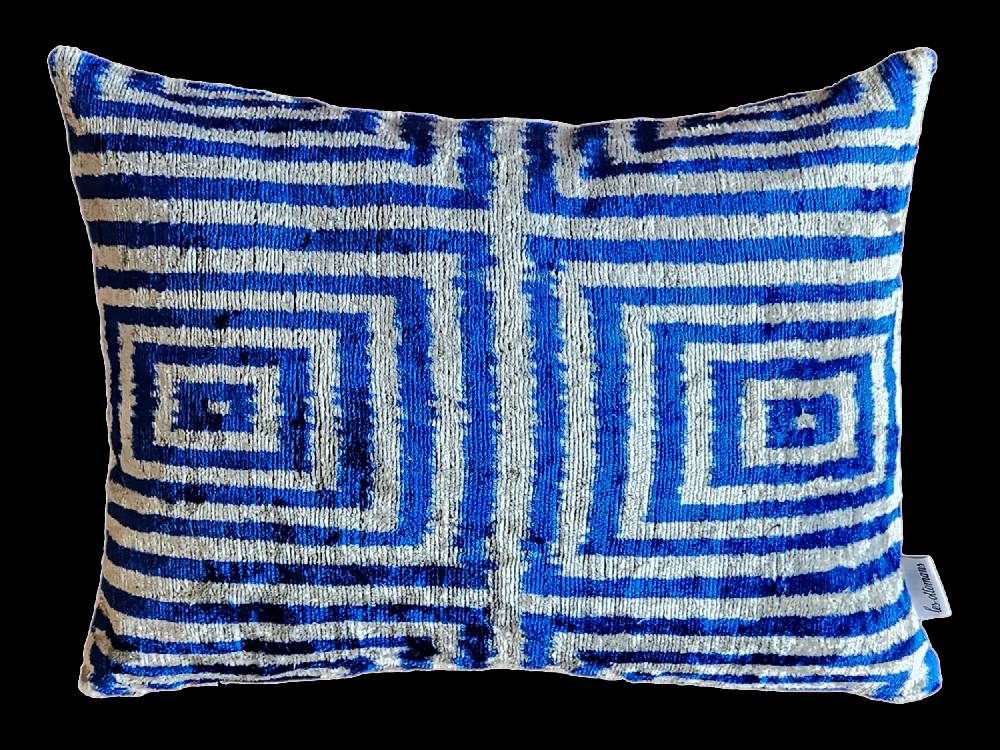Les Ottomans Silk velvet cushion V692