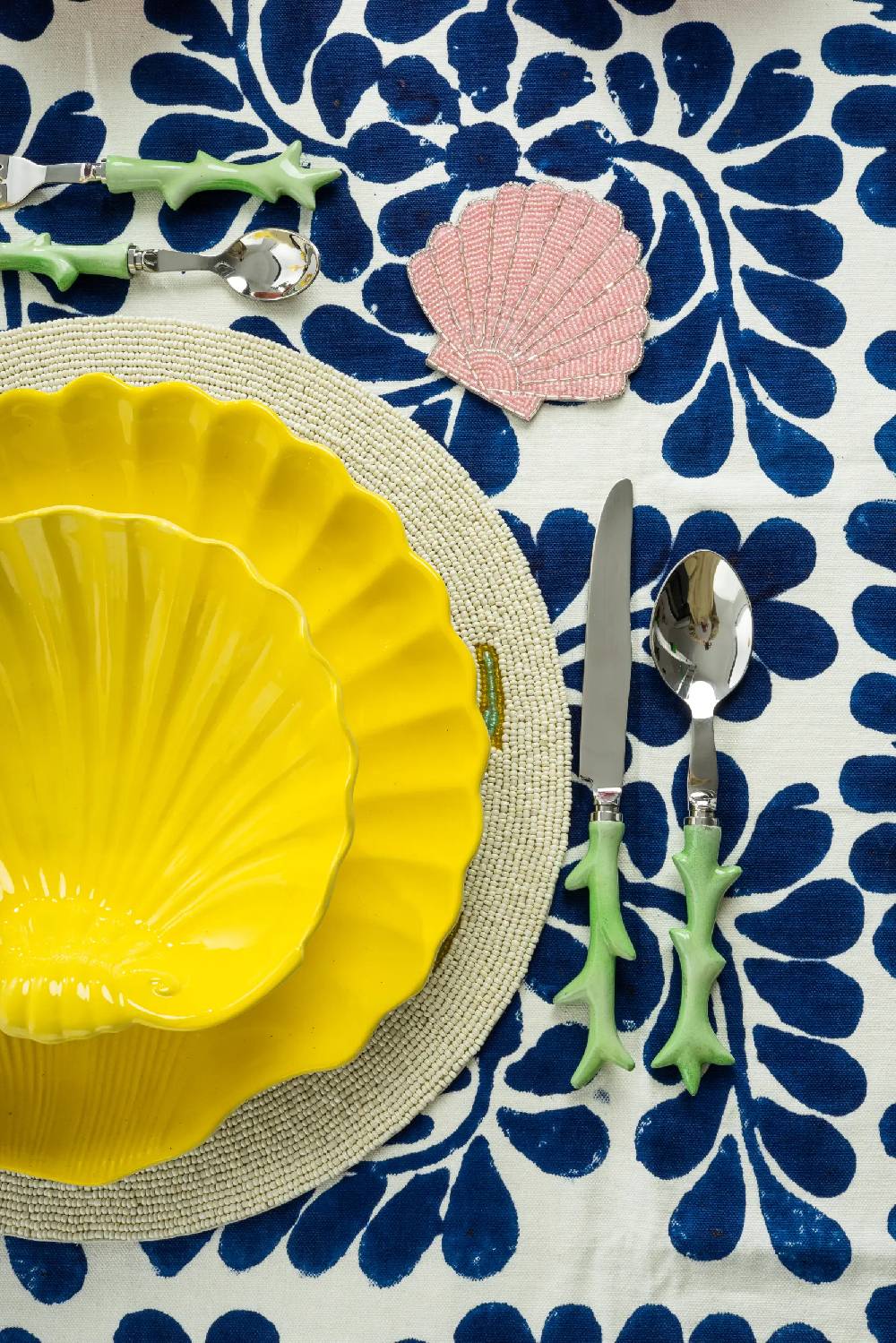 Les Ottomans Shell Handpainted Ceramic Dinner Plate