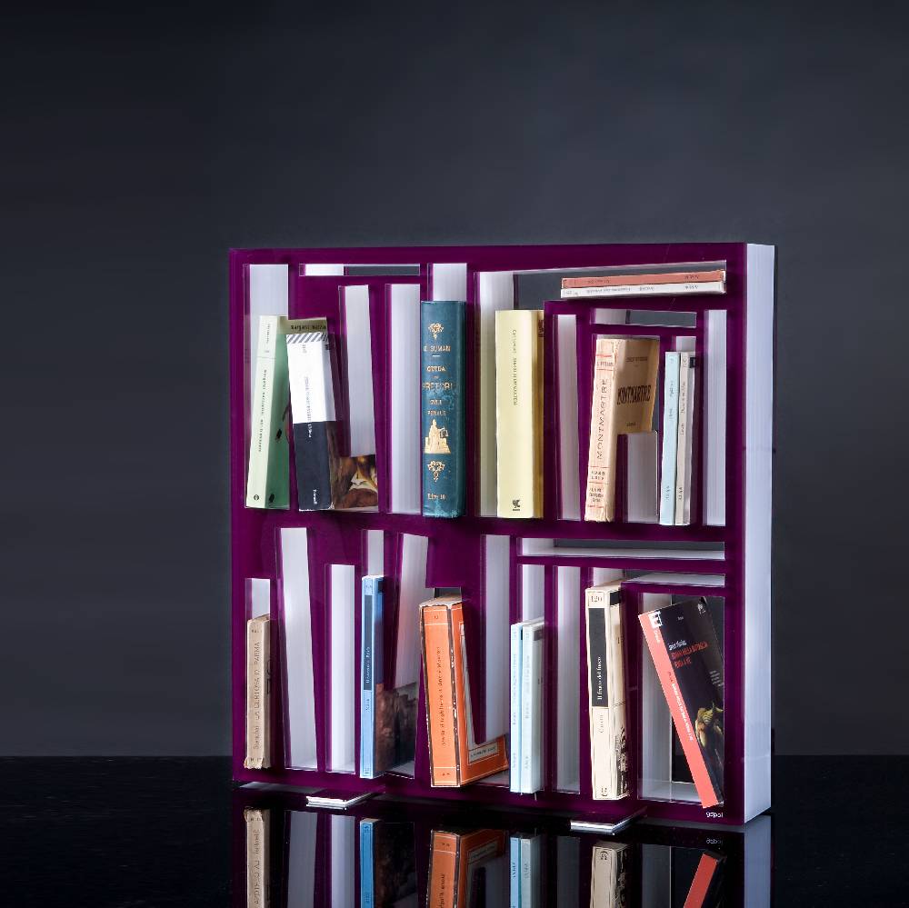 Lettera G Bookshape Small Limited Edition