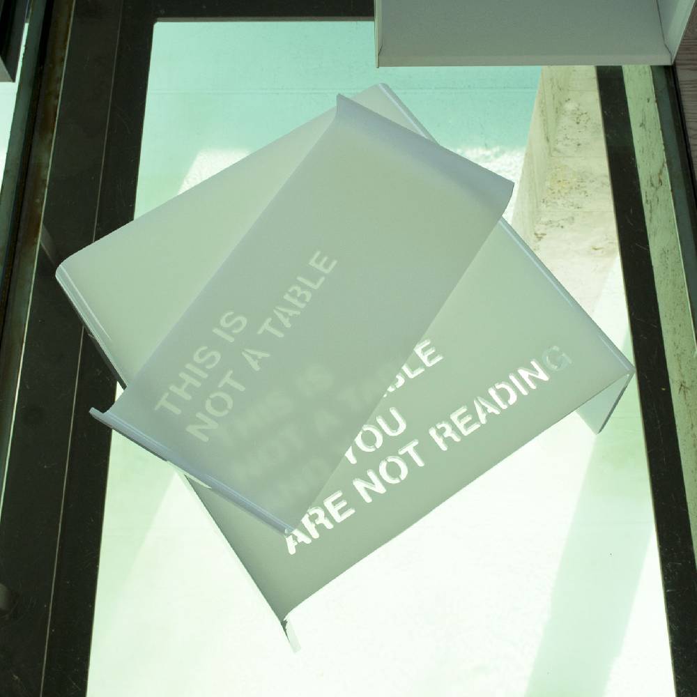 Lettera G Vox Mobili Tavolino con Vassoio