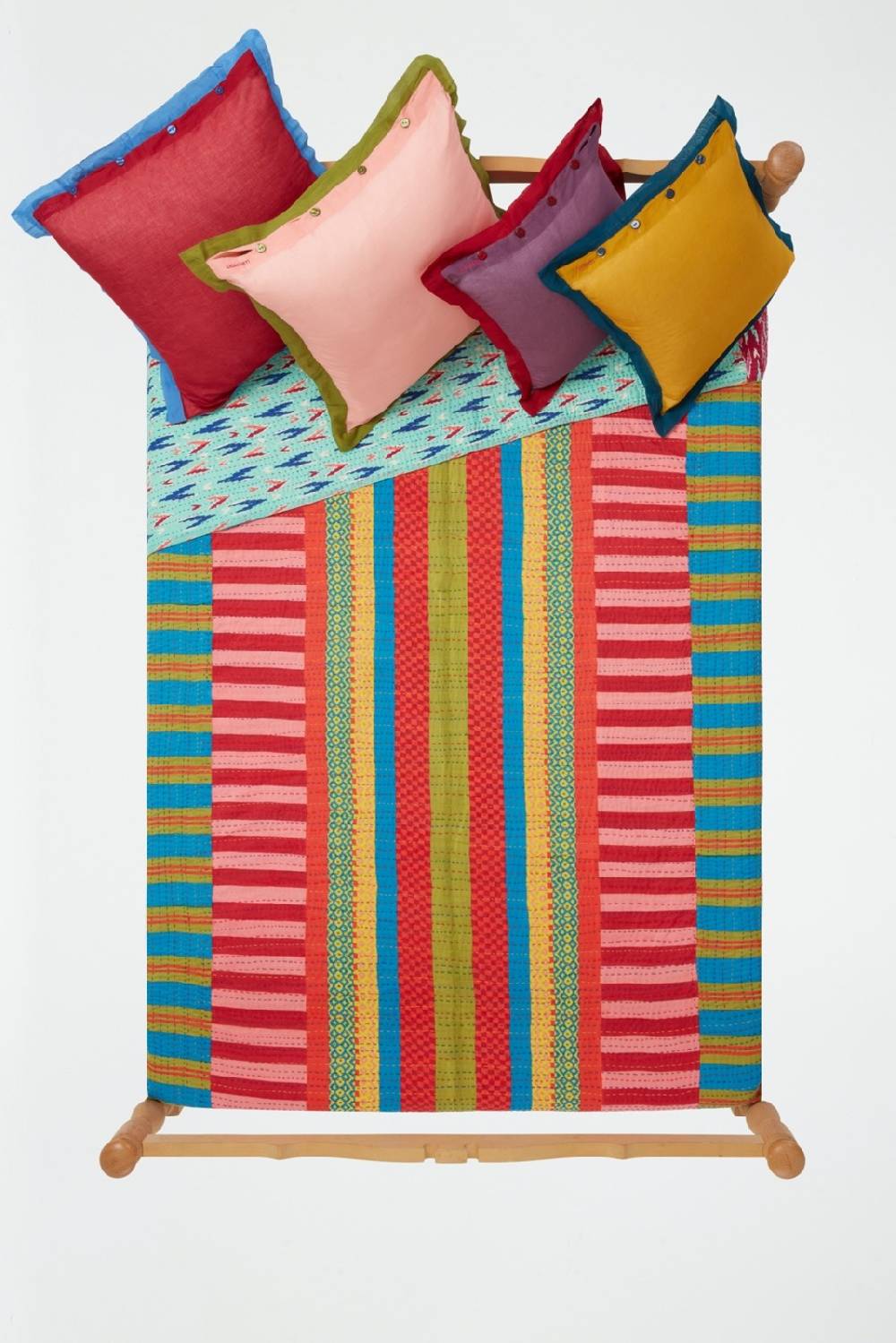 Lisa Corti Copriletto Reversibile Gudri 250x270cm Bold Rose Royal Blue