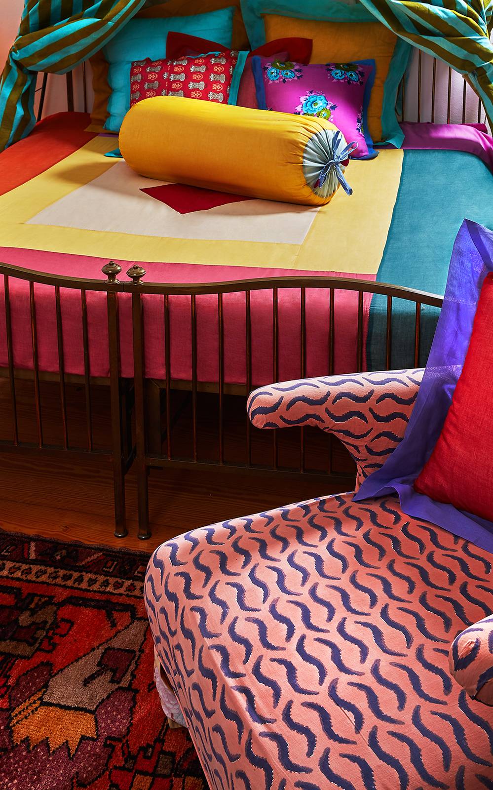 Lisa Corti Federa Organza 45x45cm Tiger Motive Maroon