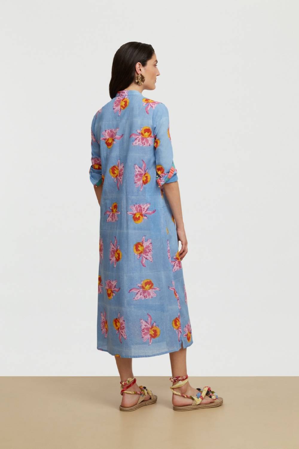Lisa Corti Kurta Lunga Aperta Arabesque Flower Light Blue